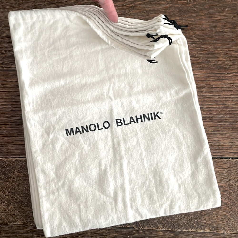 AUTH MANOLO BLAHNIK SHOE DUST COVERS! For travel & beyond! Do it IN STYLE!!! 🖤